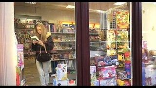 کتیا کی ستائش کرتے ہیں blowjobs کے ایک بہت