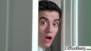 ���ิงสำส่อนสาว(เพชรแจ็คสัน)กับรเรื่องใหญ่หัวนมไปจับอยู่ในออฟฟิศ vid-09