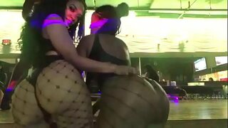���ांड नितंब Twerk करण्याचे संकलित व्हिडिओ
