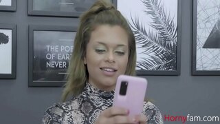 Nxehtë Motrat Ndajnë Një Burri