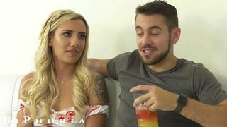 Qiz Eri Uning Tug&#039;ilgan Kuni Uchun Dik So&#039;rish Istaydi